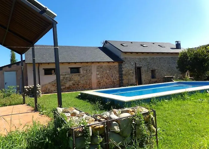 El Bierzo Oro En El Camino בית נופש Villaverde de la Abadia